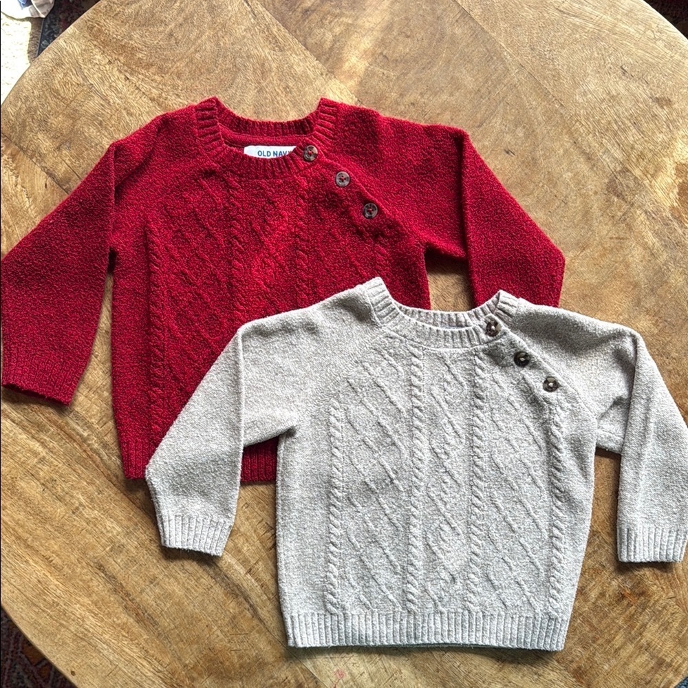 Set of 2 Cable Knit Sweaters || Old Navy